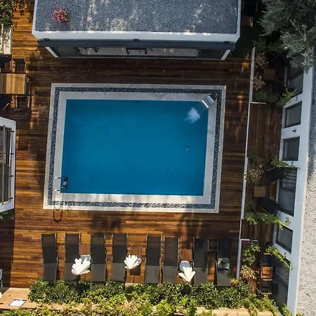 Oda ve Kahvaltı Eng Bodrum