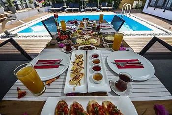 Couette-café Eng Bodrum